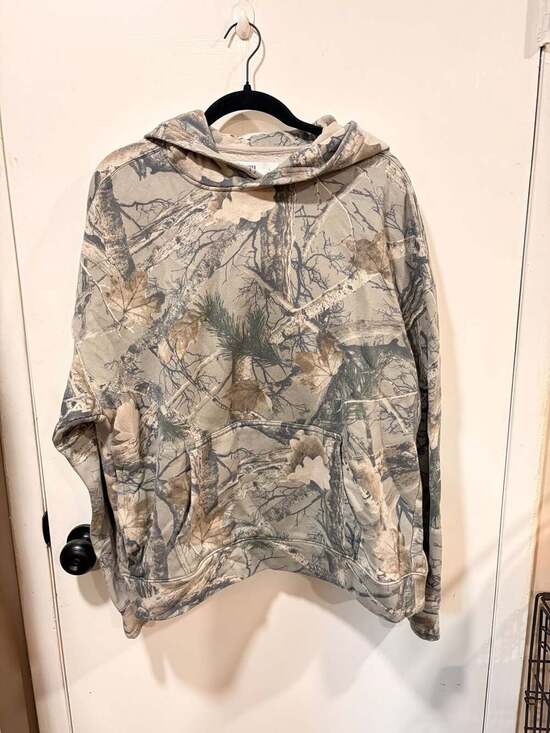 Hollister Tops - Realtree  Camo Boxy Hoodie